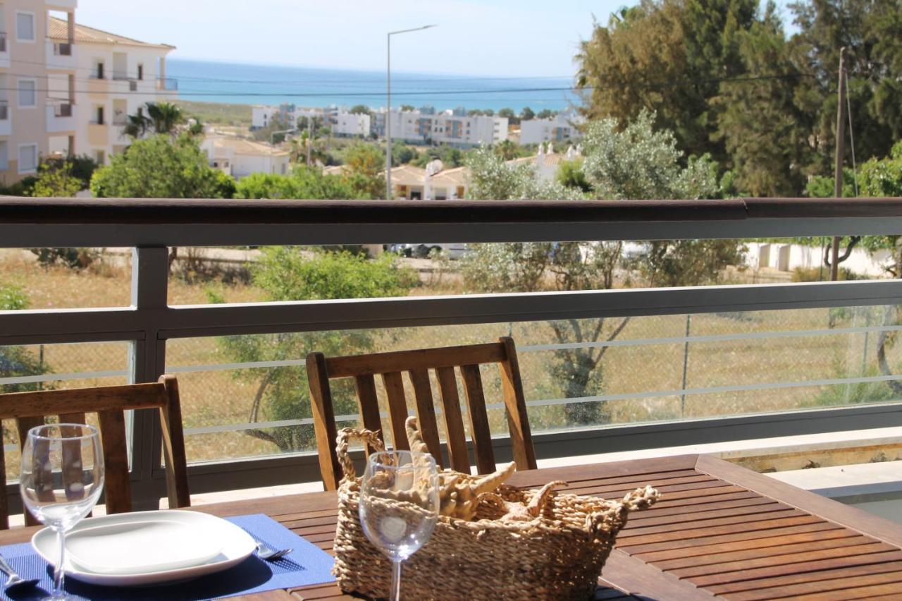 Sea View Apartment Near Meia Praia Beach In Lagos! ภายนอก รูปภาพ