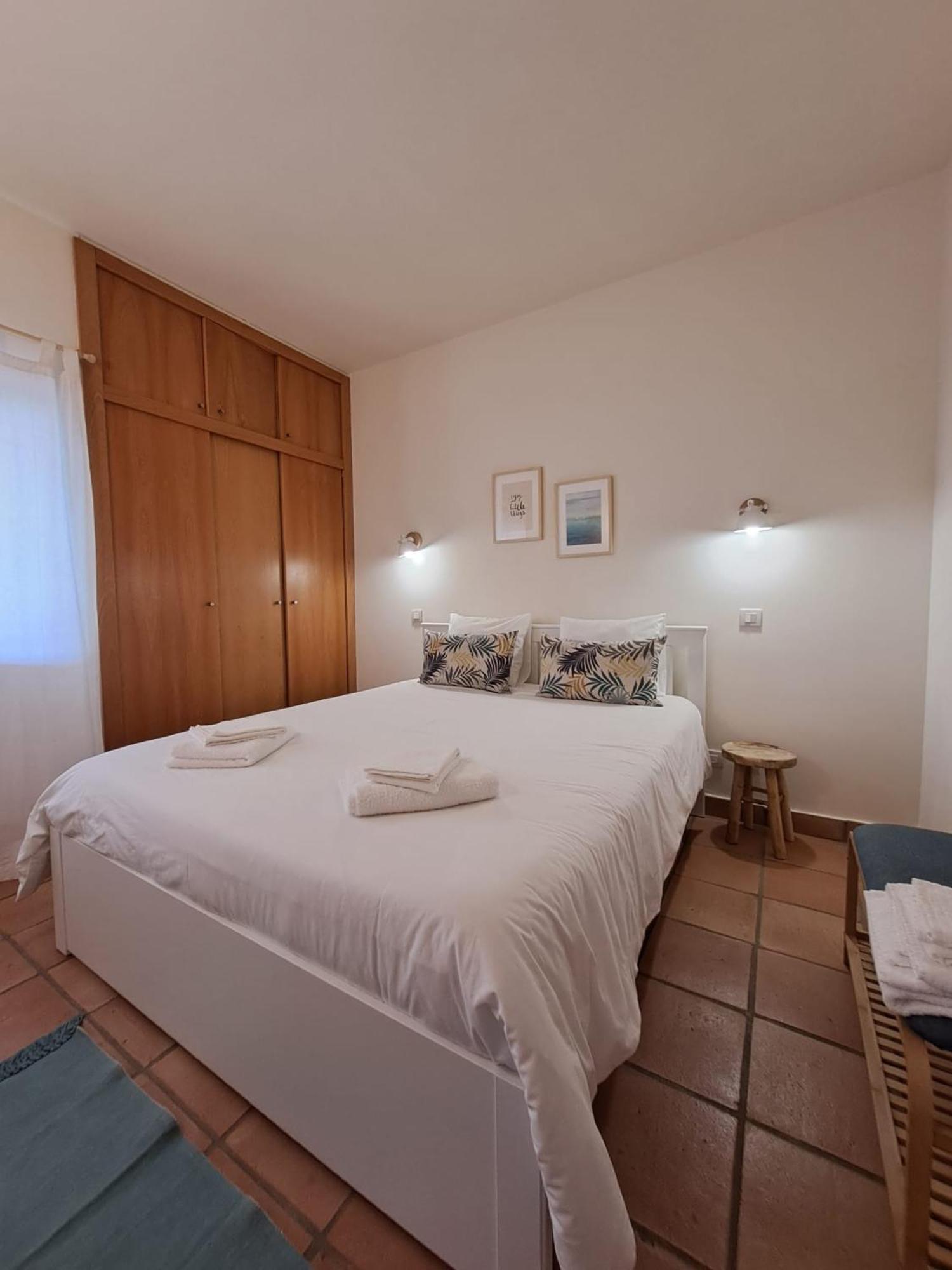 Sea View Apartment Near Meia Praia Beach In Lagos! ห้อง รูปภาพ